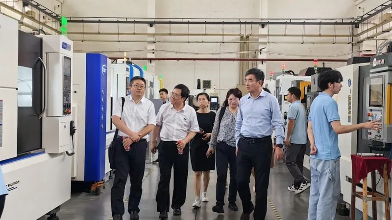 行业现状：成套设备在制造业中的重要性日益凸显